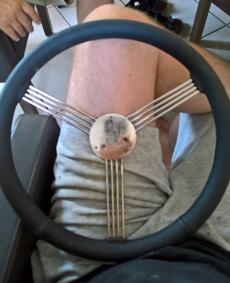 Steering wheel, 3 spokes, spokes